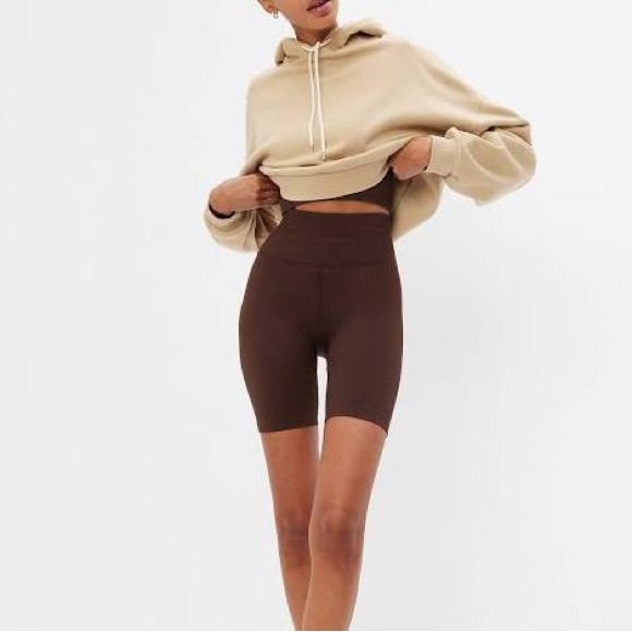 Gap fit Brown Ribbed Biker Shorts 🩳 - Picture 1 of 3